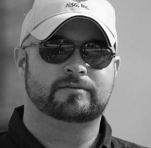 Meet your Posher, Casey